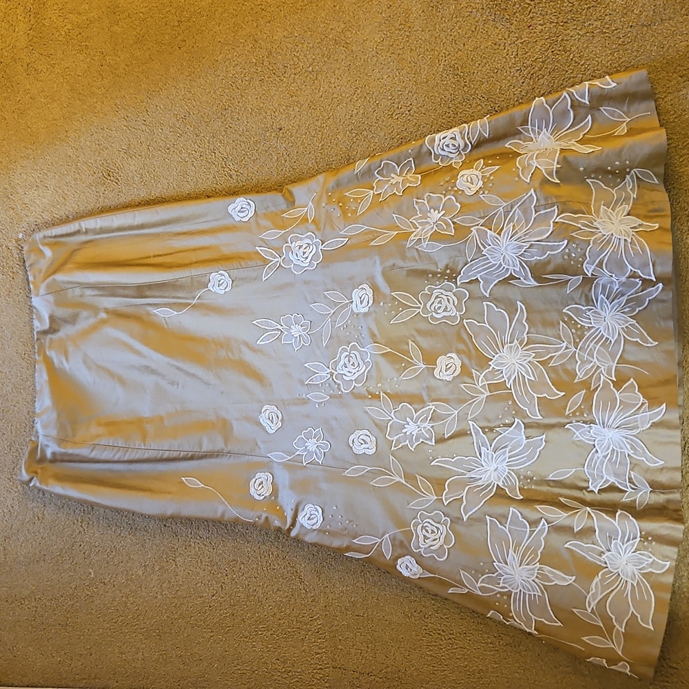SHANI Embellished Champagne Maxi Skirt